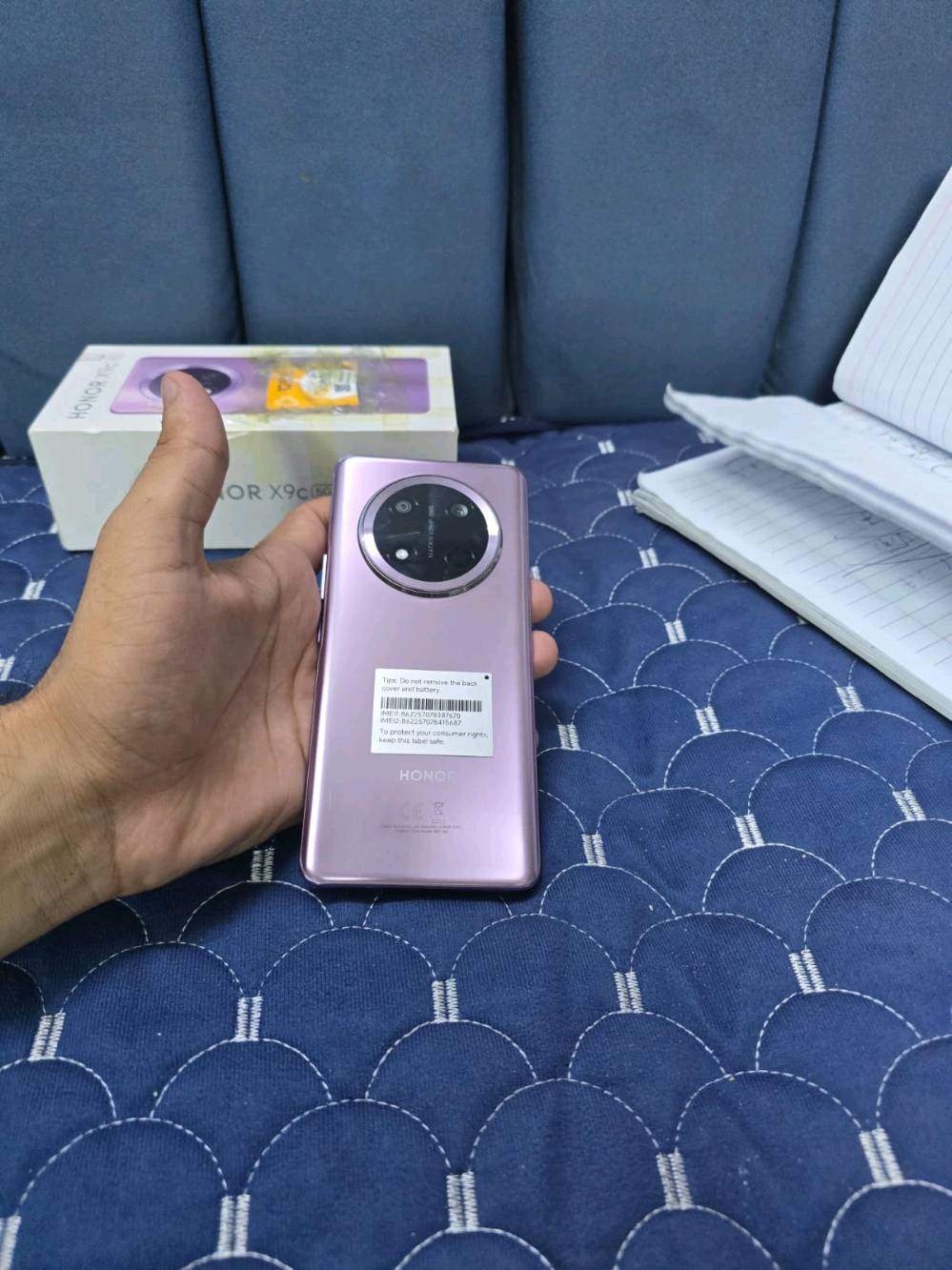 سلام عليكم HONOR X9C 5G سناب دراكون  جهاز جديد كلشي مابي عل فحص مامبدل بي اي شي  كامل ملحقات شاحن وكارتونة وكفر سعر 350$مكاني بغداد لحسينية تواصل واتساب***********
