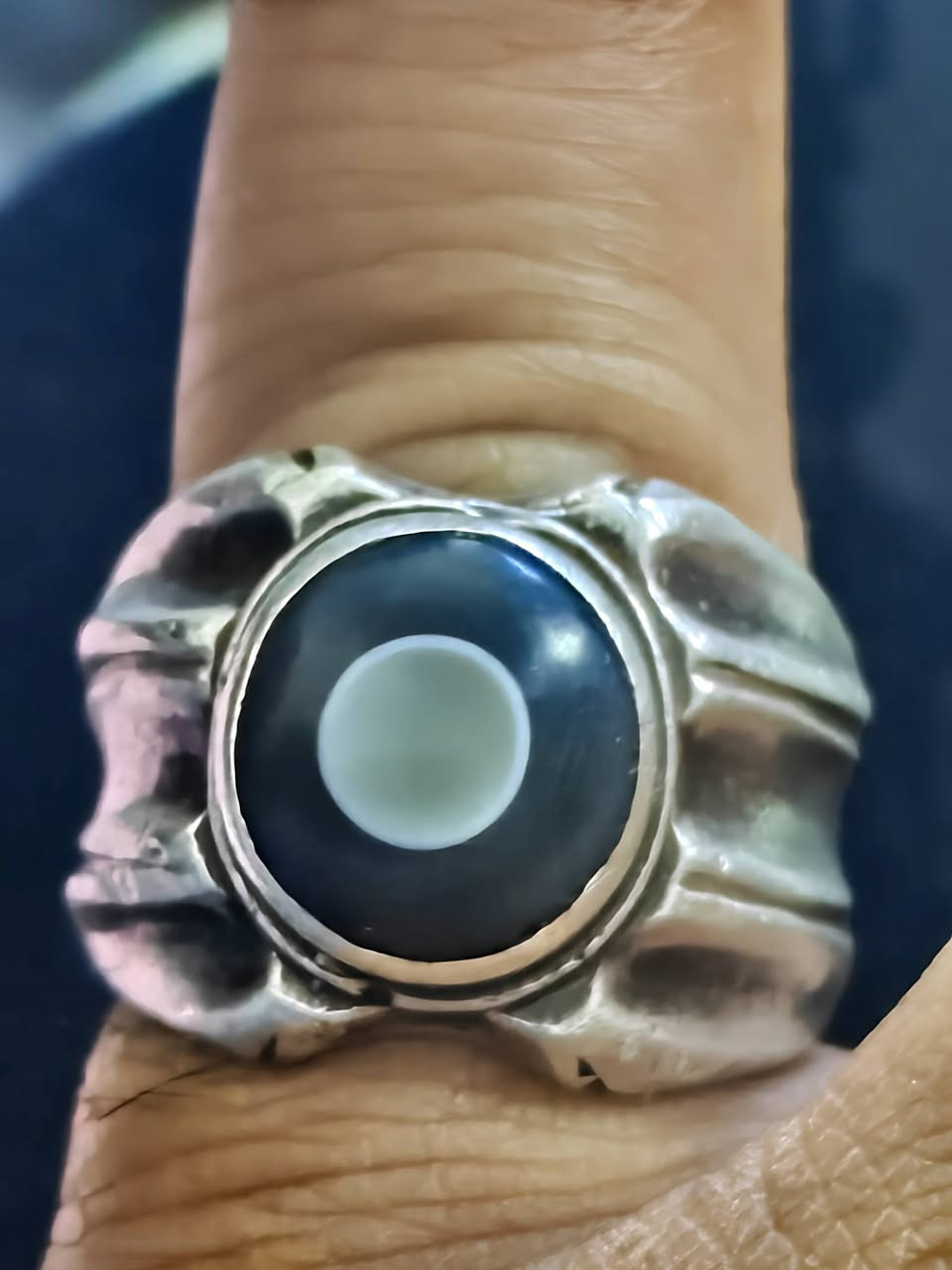 هندي قديم صياغة ثقيله
***********

