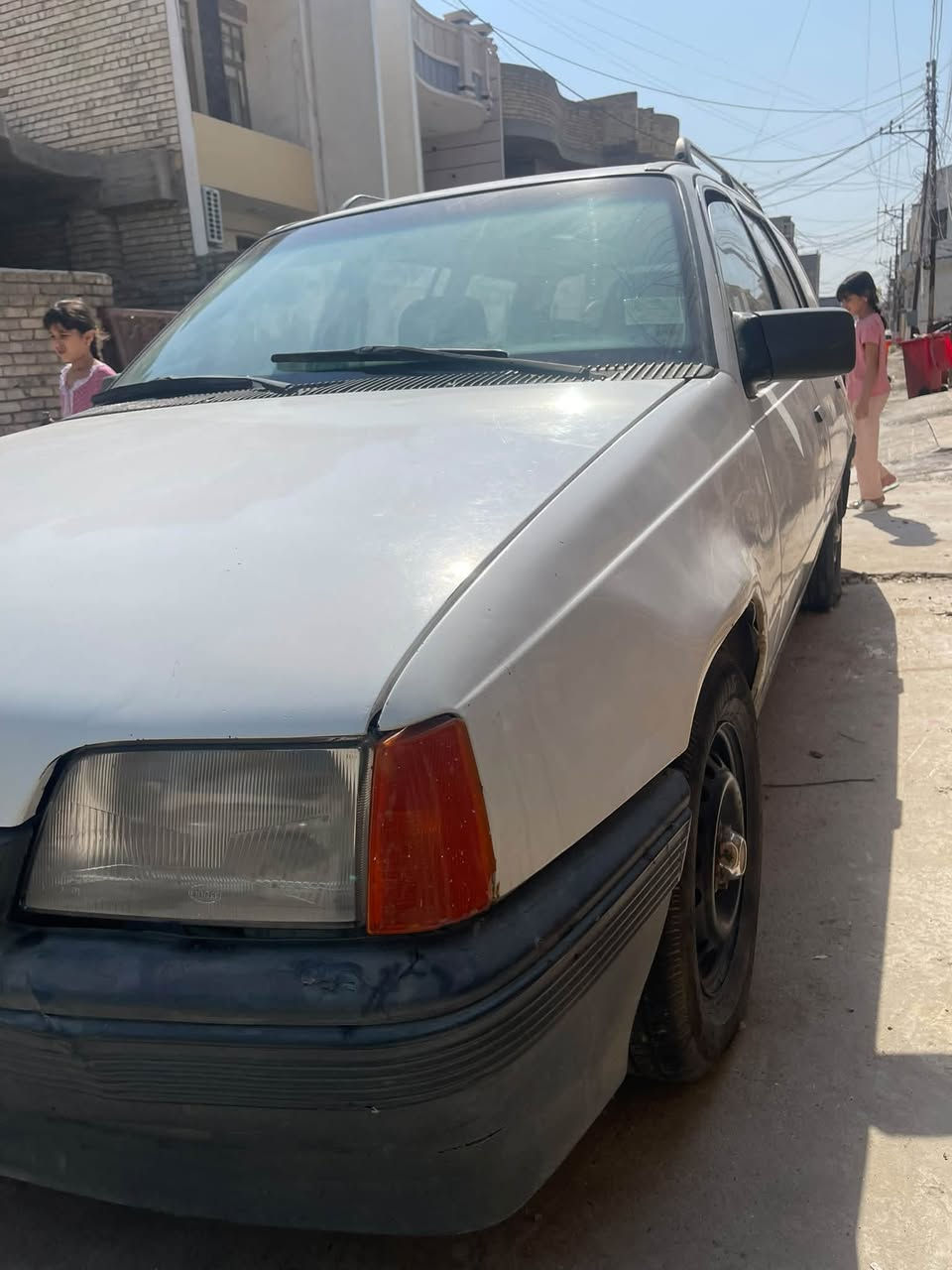 اوبل كاديت كوديل ٩١ مكينة كير حدادية جيد جدا ١٦٠٠ حجم رقم كربلاء مكان السيارة بغداد الدورة ***********
