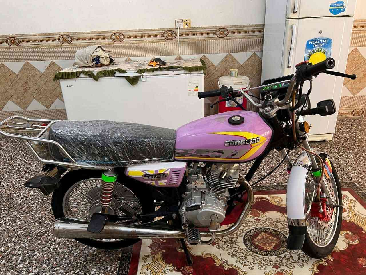 تايكر ختم سونك موديل 2025طالعه 26 مكينه مكفوله كفاله عامه وراق جدد كهربائي كله شغاله  درجه جديده ومجنبزه مكاني بابل ابو غرق سعره 575وبيه مجال ***********
