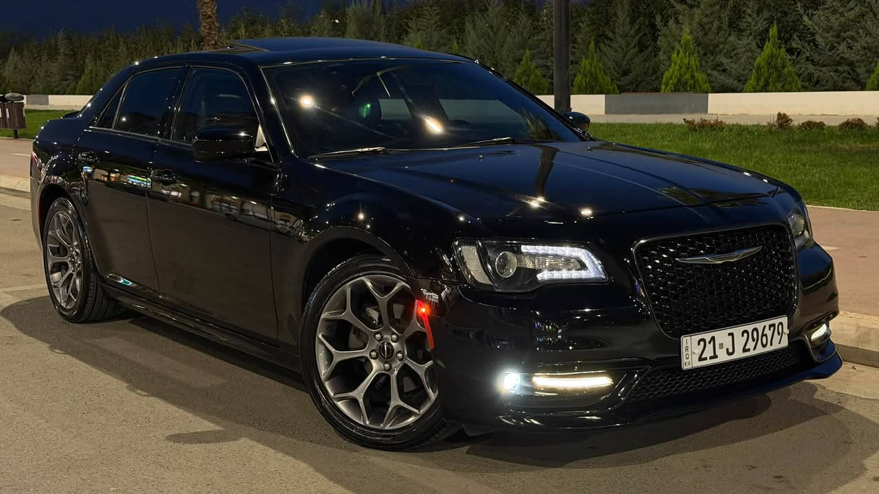 كرايسلر 300S • ٢٠١٨ • ٧٧٠٠٠ كم