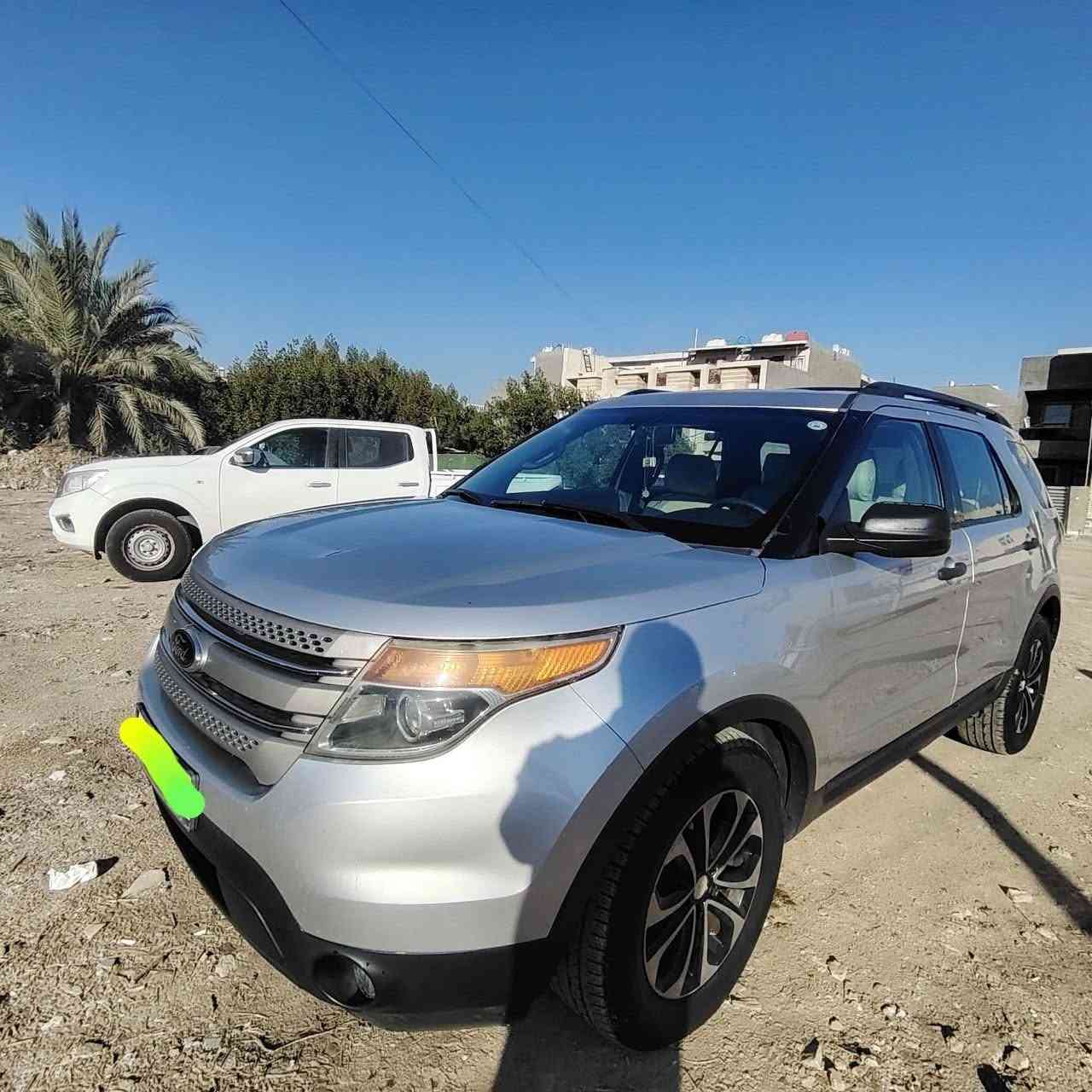 السلام عليكم
للبيع فورد إكسبلورر موديل ٢٠١٣
وارد أمريكي
·         مكينة ٦ سلندر
·         محرك ٣٥٠٠
·         ماشية ١٥٦ ألف ميل
·         ٧ راكب
·         فور ويل بلادي
·         تبريد ثلج + ٣ قطع
·         كشنات أمامية كهرباء + تدفئة
·         تحكمات ستيرن
·         مري كهربائي
·         إشارات بالمري
·         بدون حادث
·         نظيفة ومكفولة

السعر: ١٥٥ بيها مجال
المكان: بغداد،
للتواصل: ***********
