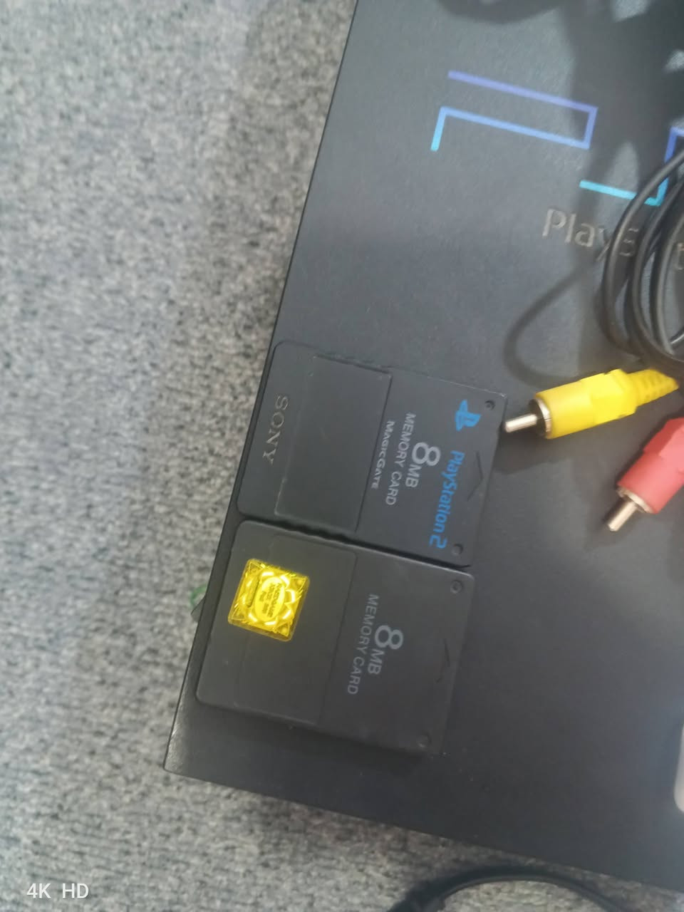 بلي 2 حديث 
فول مواصفات 
مع كل ملحقاته
مع فلاش العاب 32G
مع 2 هارد 8MB 
واير HD
توصالة الكهرباء
للتواصل واتساب ***********
للتواصل خط ***********
مكاني رميثه
او اراوسه ب اكس بوكس 360 وانطي فرق
