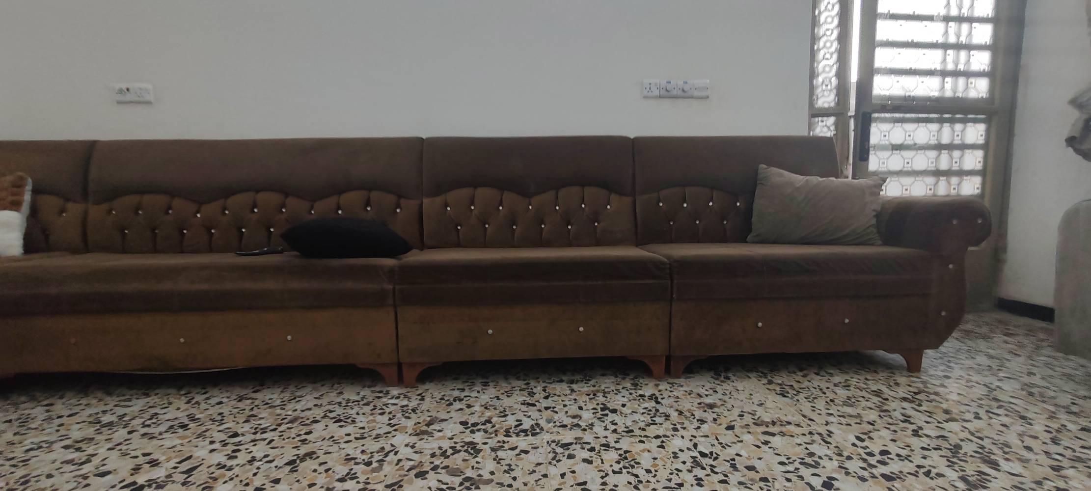 كنب ١٢مقعد • جديد • تفصيل