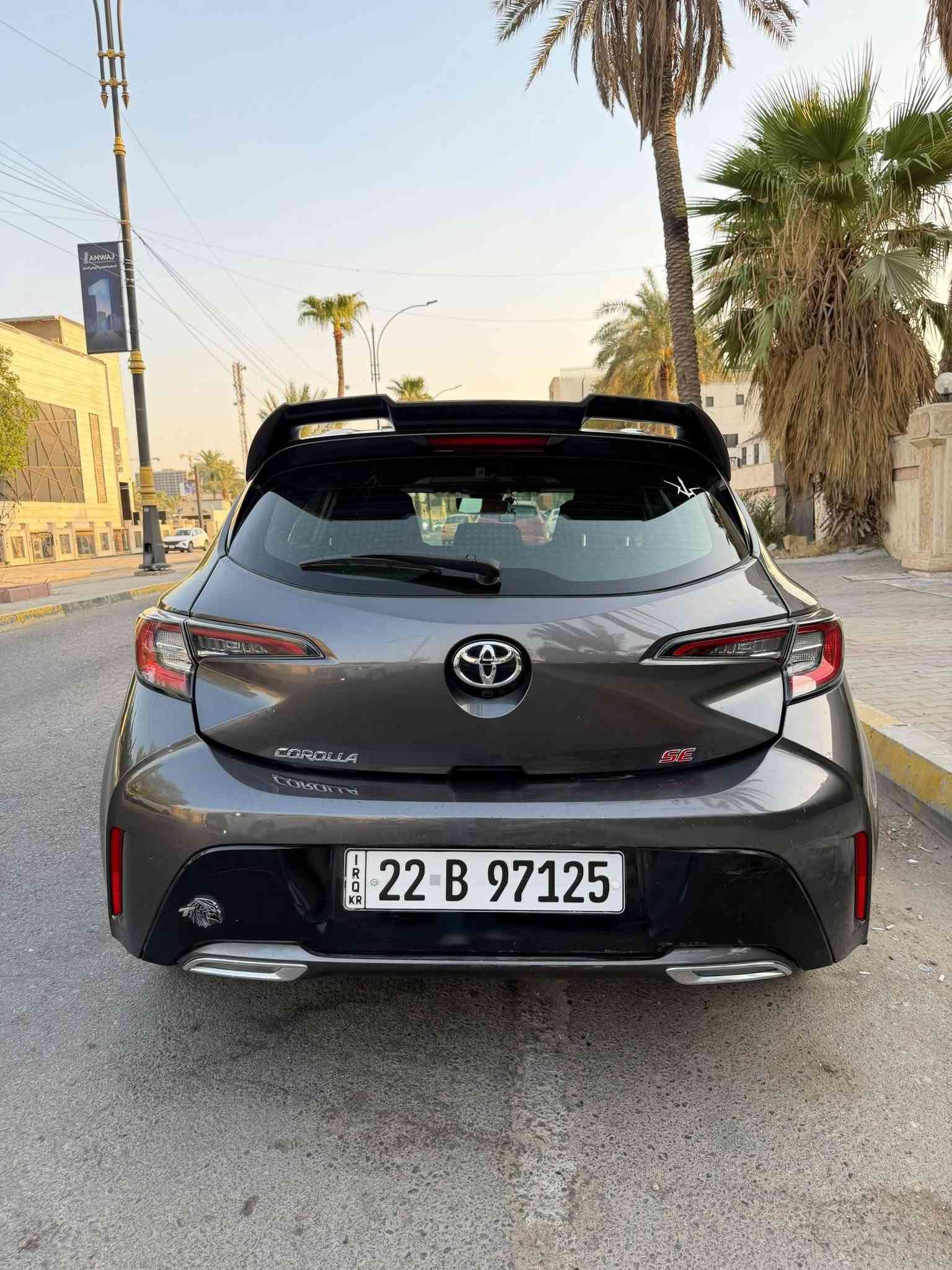 🚗كورلا هاجباك موديل 2022 se 
لون رصاصي ماشيه 39 الف كيلو فقط 
محرك 2000 مع خاصية السبورت
 
🔺الحادث جانبي ابواب الصدر فقط (( فقط ايرباك تكمه بدون ضرر شاصي او لغود )) السياره كلش نضيفه وماشية قليل وكاااااملة مكملة من كلشي
📣المواصفات:-
🔴بصمه تشغيل بصمة
🔵ويل كب بلادي 
🔴رادار أمامي توقف آلي
🔴شاشه كبيره
🔵كامره 
🔴هند بريك بصمه
🔵اوتو هولد 
🔴شفتات
🔵السيارة مغلفه بالكامل من الداخل مع عازل حراري اصلي
🔴تحكم جهتين 
🔵ابواب بصمة دخول ذكي
السعر 138
🧾مكان السياره بغداد المنصور كماليات اسطنبول سنتر
للاتصال ٧٧٣١١٨٩١٠٦
