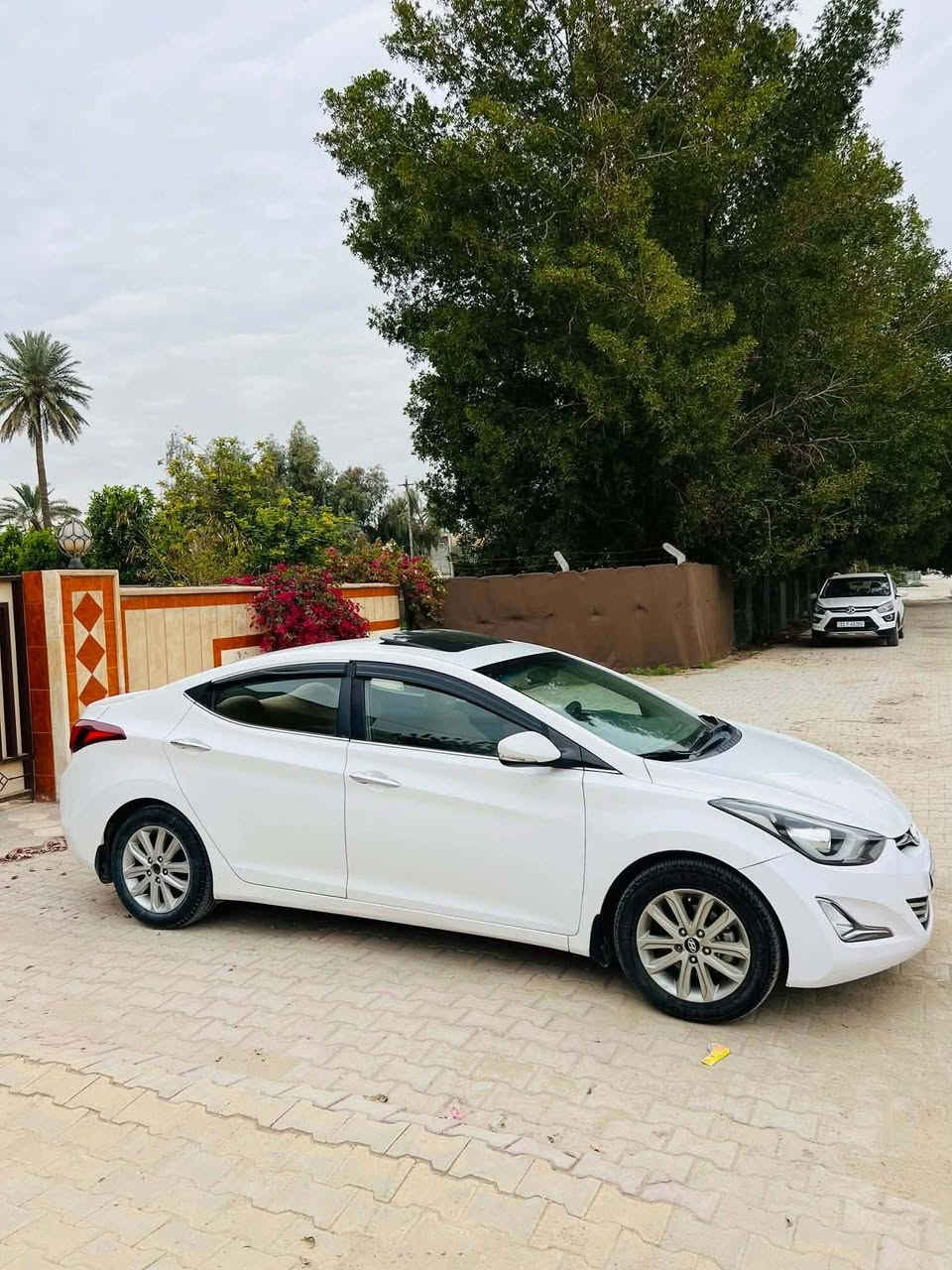 النترا موديل 16مكفولة بيهه جاملغ مبدل باقي كفالة 
تبريد شغال مكاني كربلاء
سعر 118بيهه مجال قليل 
***********
