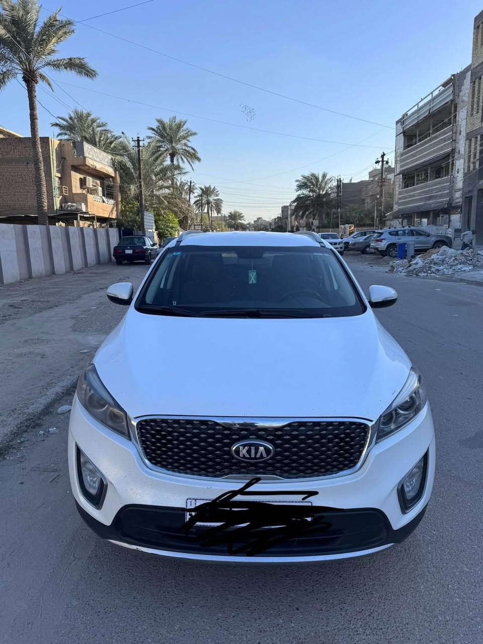 سورنتو كفاله وارد امريكي داخله كلين 4 سلندر اقتصادي 
جاهزه للاخير تبريد وحداده ومكينه وكير وكهرباءيات 
رقم بصره باسمي 
فقط بارد قليل باب الصدر 
بيع او مراوس السعر 163
مكاني البصرة المهندسين *********** البصرة, العراق
