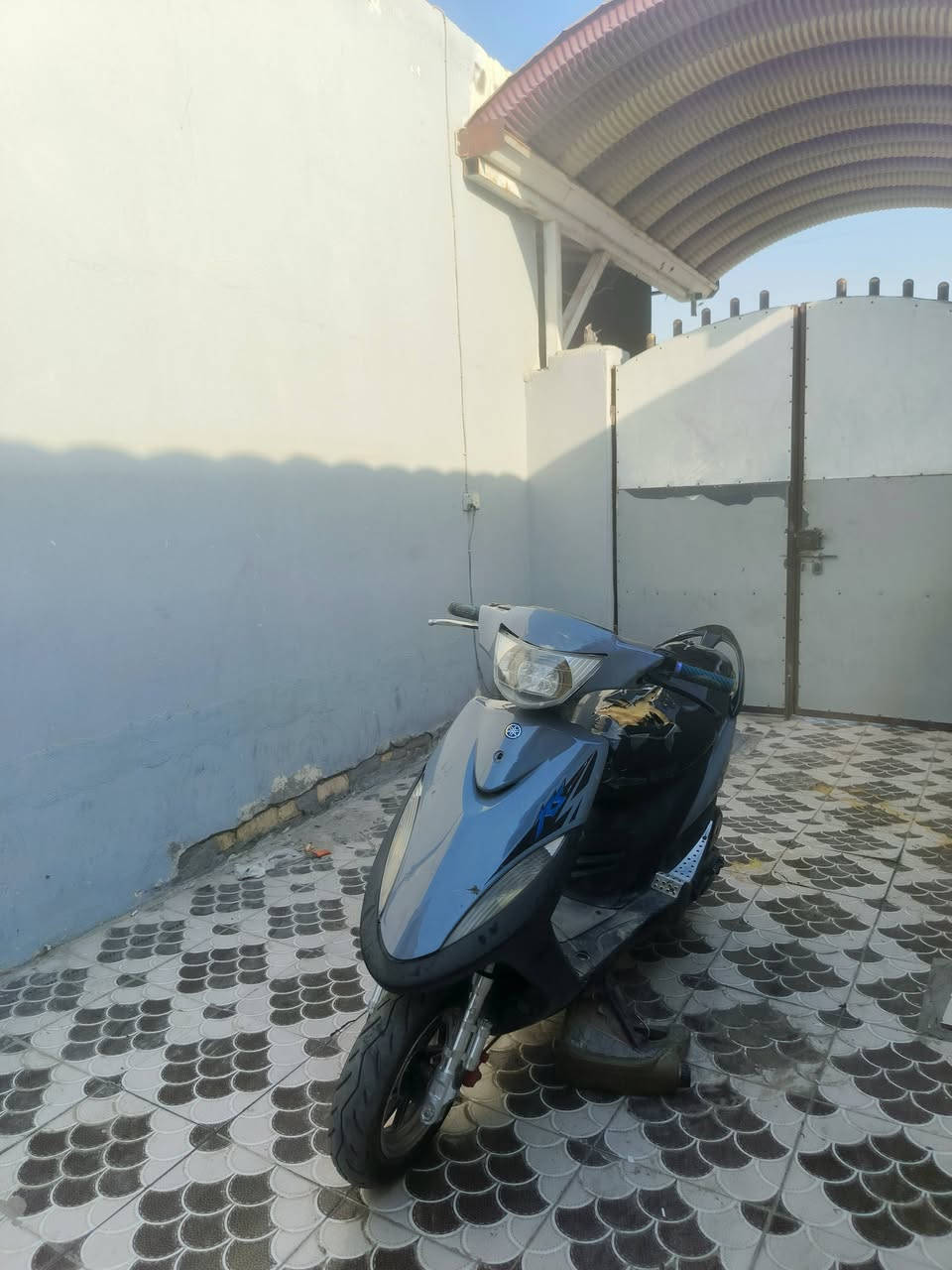السلام عليكم ماكس عدله للبيع الدراجه مفتوحه مره وحده الدراجه خير من الله شلعه ومعدل نقصها فقط ذيل وترتيبات بسيطه ويل نجمه السعر 450 هذا رقمي ***********
