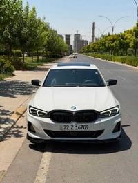 للبيع Bmw 330i مواصفات XDrive قطعة وحدة صبغ فقط بنيد  موديل 2025 مواصف...