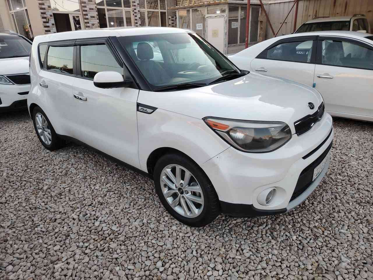 صول 2019 محرك 2000 بيه جاملغ وبنيد بدون دواخل بدون ارباك محرك كير تبريد حداديه تخم تاير جديد كله تمام سعره 120 اتصال ***********
