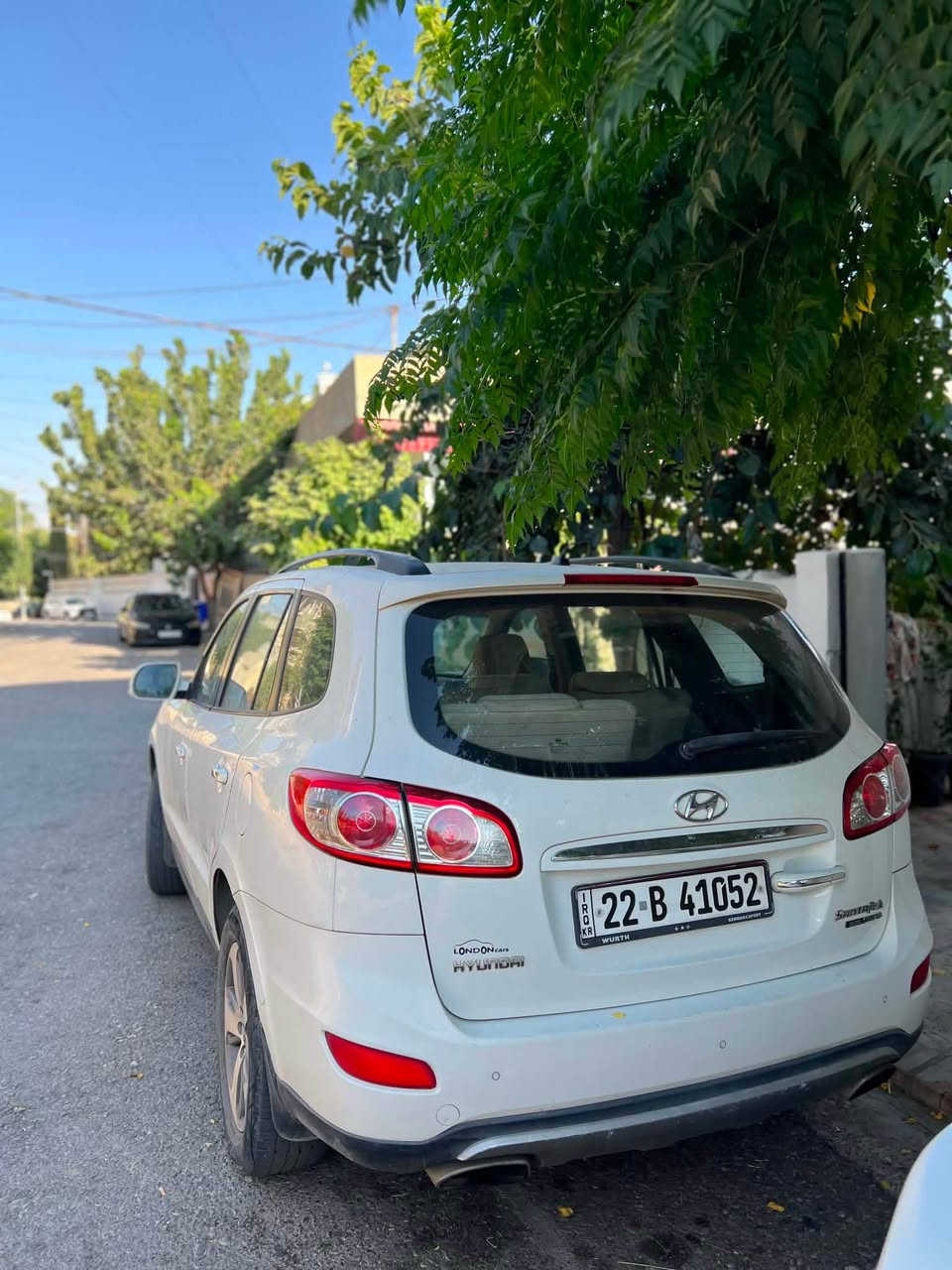 مواسەفات :
١- دەبڵ ئەکسل
٢- سڵاید
٣-سوکان ڤۆلیۆم
٤- تەعدیل سورحە
سەیارەکە ٦ پستنە مۆدیل ٢٠١٢ ، ٣ پارچەی هەیە گێڕ و مەکینە بە شەرت١٧٩ هەزار کیلۆمەتر ڕۆیشتیە ، تەبردی مەرکەزیە بە شەرت .

المواصفات:

1. دبل أكسل
2. سلايد
3. سكان فوليم
4. تعديل سرعة

السيارة 6 سلندر، موديل 2012، بيها 3 قطع، گير ومكينة على الشرط، ماشية 179 ألف كيلومتر، والتبريد المركزي على الشرط.

ژمارە تەلەفۆن : ( *********** ) أربيل, العراق
