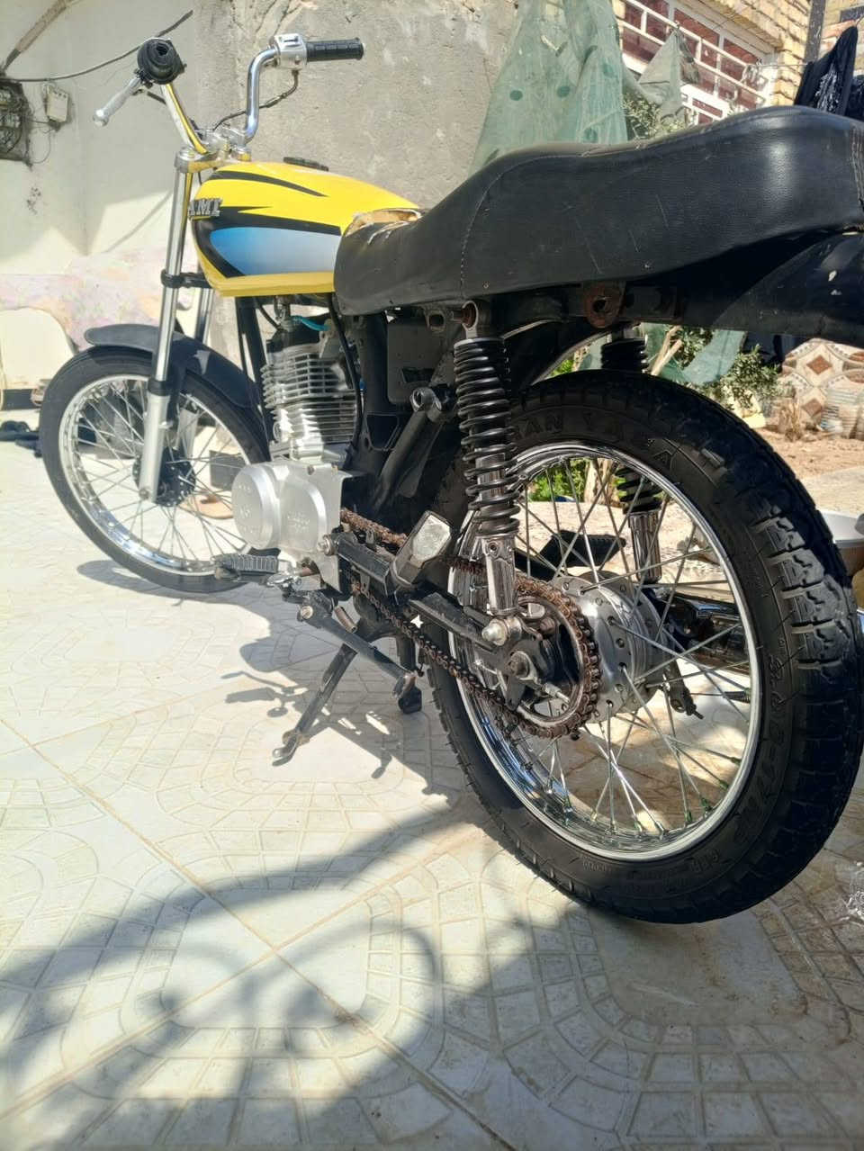 سلام عليكم دراجه نامه للبييع محرك سيجي نامه مفتوح بس ولفات مكينه حلوه ناعمه كلشي ما عوه وراق سكنر سعر 550وبي مجال مكاني عماره برمانه فقط وتساب ***********
