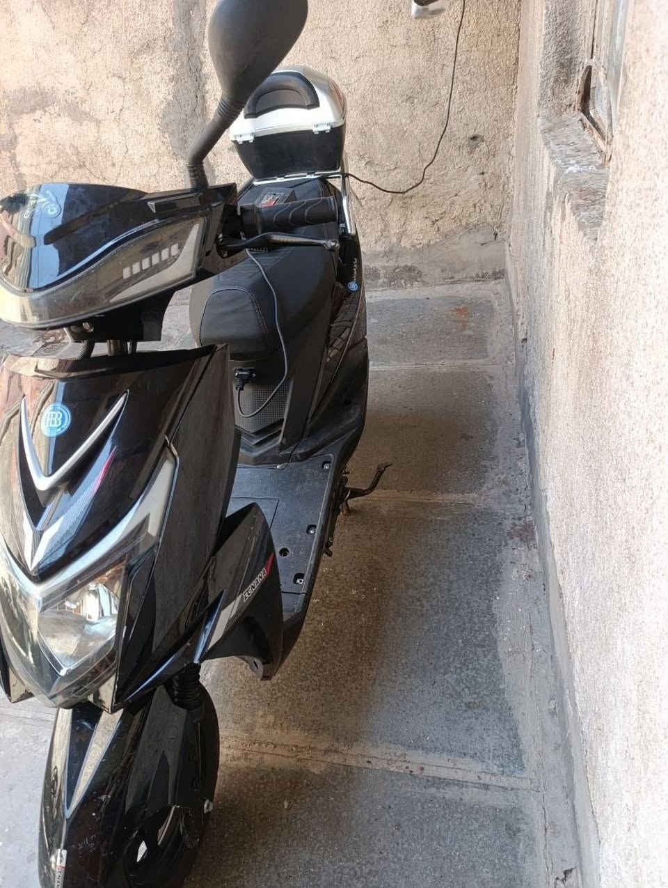 سلام عليكم سكنس شحن جديده مال منزله سعر575وبيه مجال مكاني بغداد ***********

