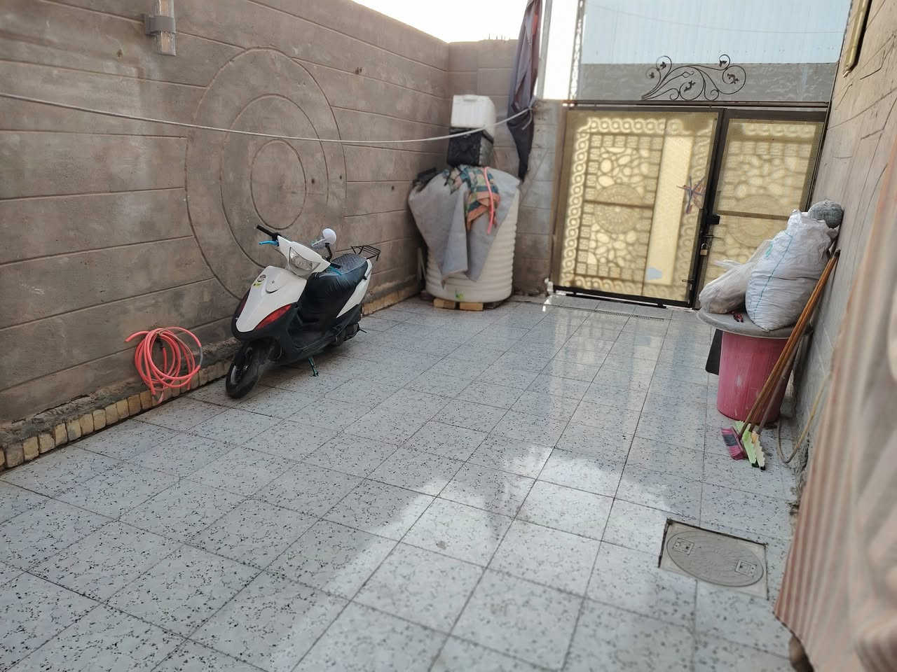 بيت ركن • ٢٠٠م • ٥ غرف