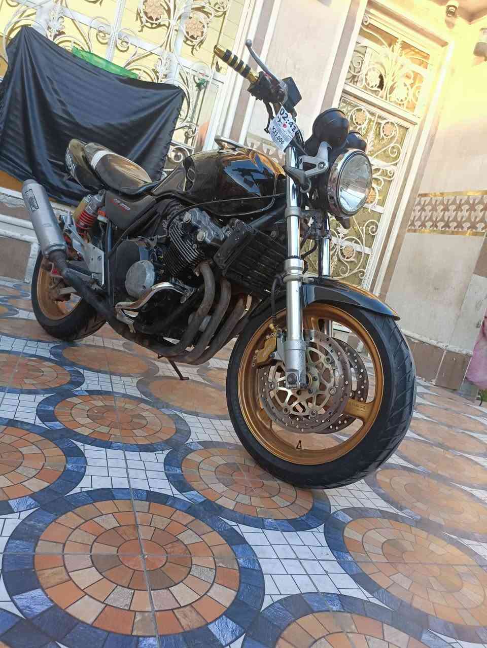 سلام عليكم                CB400 جيل ثاني حديث هايبر سكيورتي16 ولف + اوراق ومنفيس اصولي
سلام عليكم                CB400 جيل ثاني حديث هايبر سكيورتي16 ولف + اوراق ومنفيس اصولي
دراجة ع وضع الشركة رمبة مكفولة عام جيب كوستر فيترية وتعال افحص 
مابيهة لا جطل ولا وايرات طالعة وطابة ع بلاد ستوك 
دهنهة جديد قبل سبوع مبدلة دراجة مناقصهة شي شلعة معدل تخوف اكزوز طرب 

نازلة من كلشي وكلاشي مكاني بابل سعر 1800
 ***********
