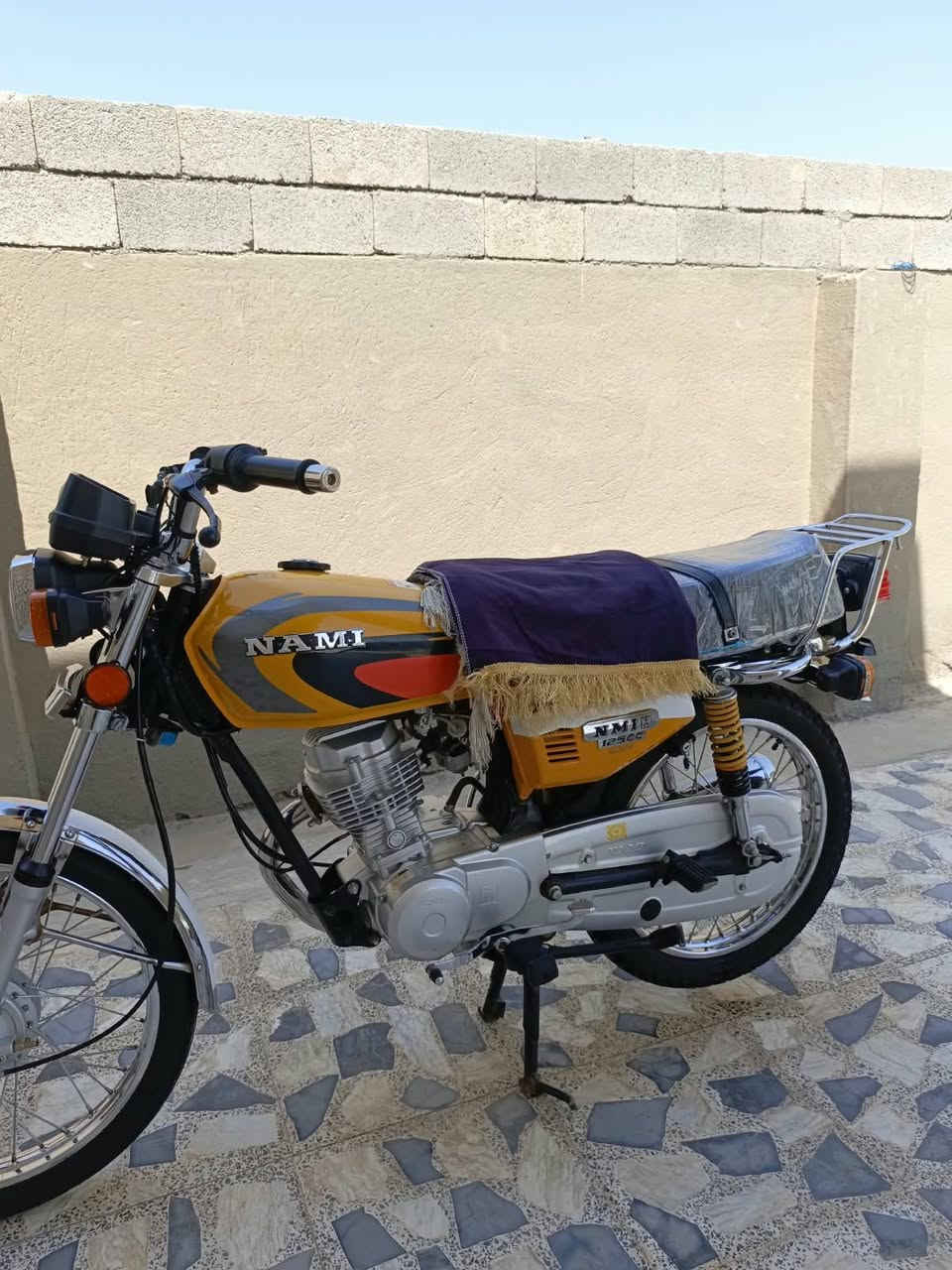 🛑🛑🛑سلام عليكم ، للبيع🏍️ او مراوس بدايوان 
 دراجه نامه شلامجه اوراق اوراق اصوليه  ،موديل 2023/11 ، دراجه نضيفه ومكفوله من فتح محرك او استبدال ، دراجه بلاديه   متصرف عليه غير بنزين ودهن ، الموقع محافظة واسط ناحية الشحيميه ،الي راغب بالشراء يتصل  و بالخدمه ، ***********
