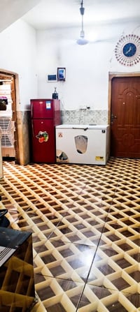 بيت للبيع • ١٠٠متر • غرفتين
