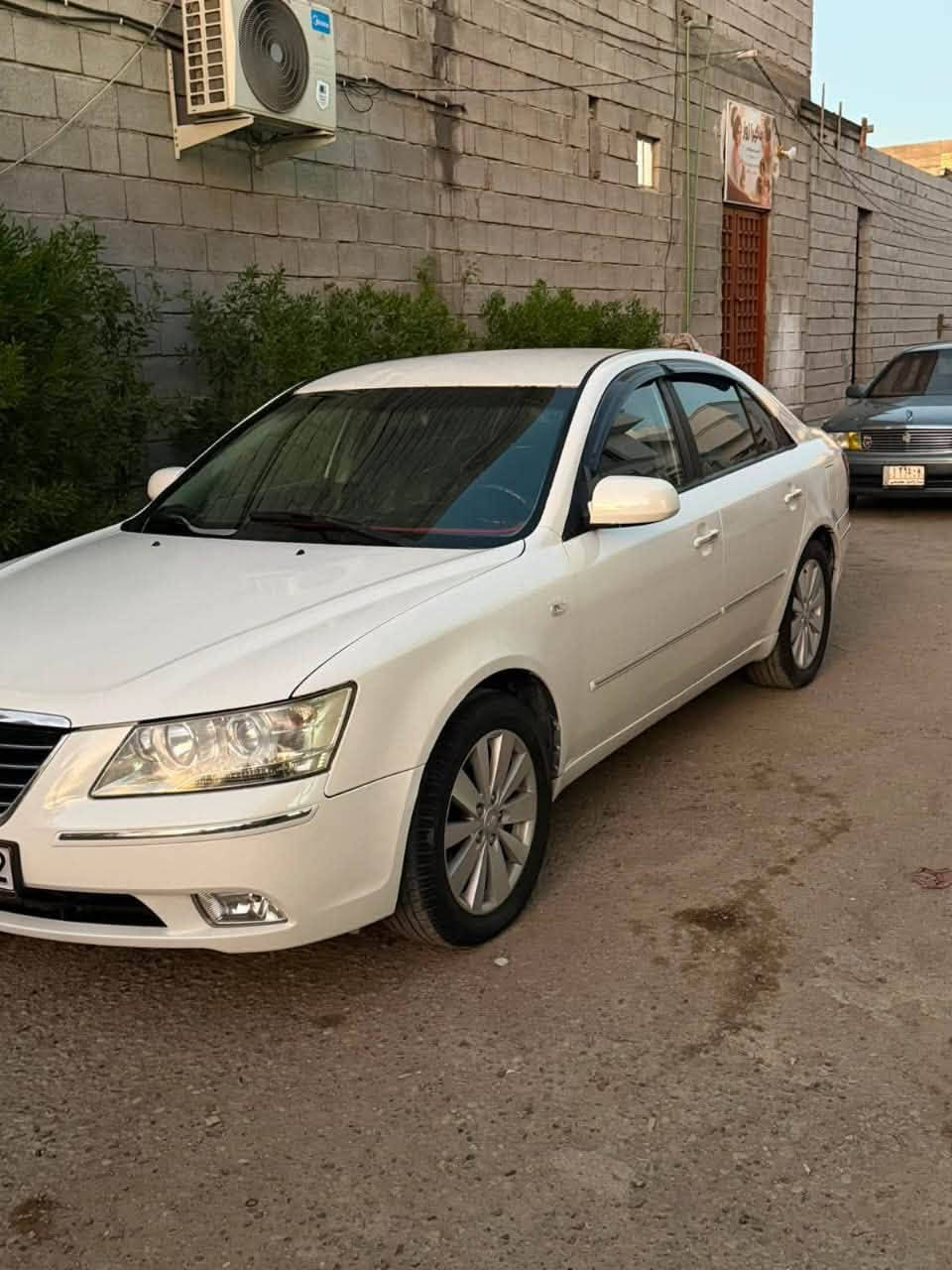 سوناتا أدوات سياره جديده وجاهزه ربع ماذبلها مكان صلاح الدين بلد سعر ٥٣ بانزين السياره مكينه ٢٤٠٠ دوش ***********
