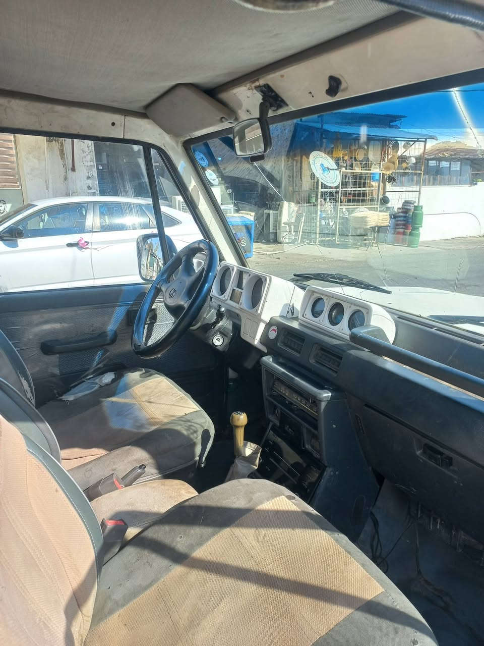 باجیڕۆ 1989
اڕم پلاستیک سلێمانی
جام کارەبای
دەبڵ اکسل
قفل مەرکەزی
کێڕو مکینە بێ حیب
تایەی نیو جبلی نوێ
هەولێر
30$
***********
