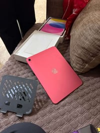 آيباد برو 11 • كامل • ستاند هدية