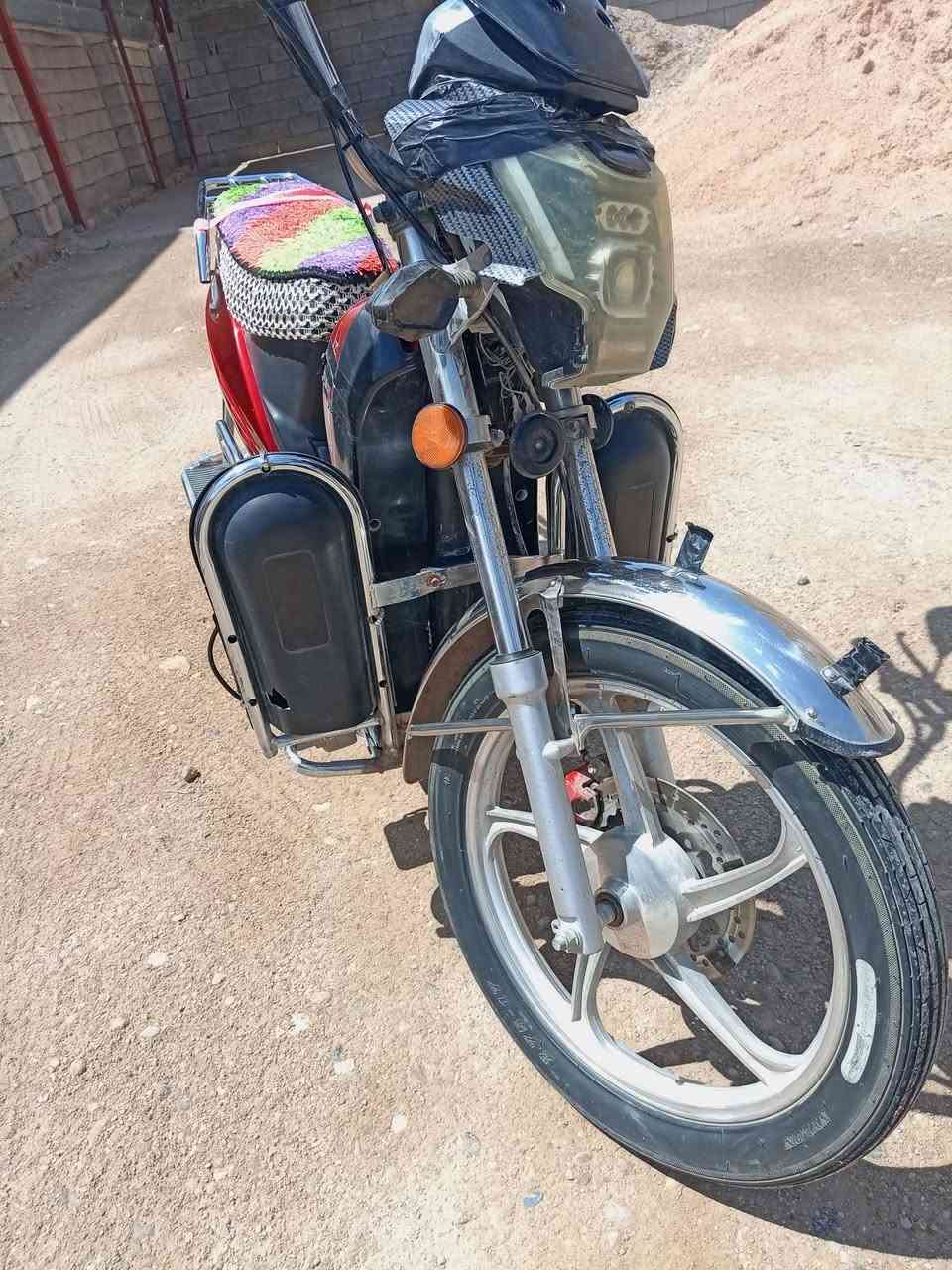 موطور شحنن للبيع سعرر ٥٠٠
من رخصت الادمن دراجه الماسه للبيع بطاريات جدد كشر جديد شوف بعينك اضويه شغاله اشاير شغاله يشتغل سويج وبصمه عن بعد
سعرر ٥٠٠
*********** للتصال او موجود واتساب
