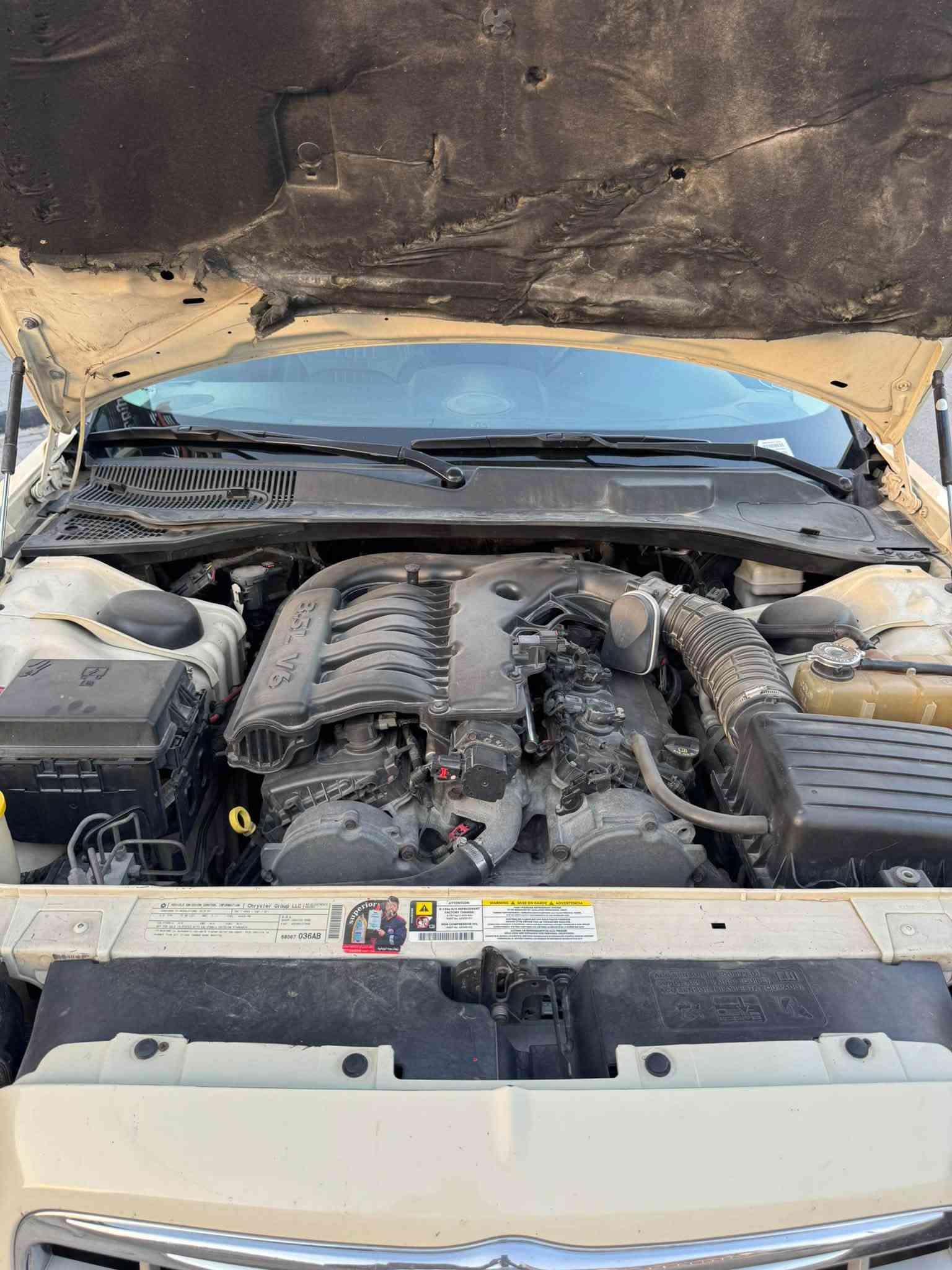 اوبامه مديل 2008 مكينه  3500 سياره جديده  متومه اربيل  ادوات ادوات سياراه  بيه كصه جنطه  سعر 47رقم لهاتف ***********
