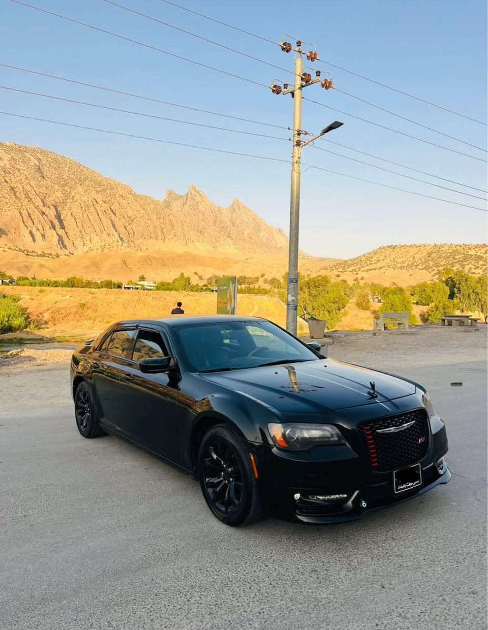 CHRYSLER.300 DUBAIشکل گؤراو.  2021 کؤدو. بارکۆدیشی هەیە
شاشه گه وره..جلد.
كوشن سارد و گه رم.لايت ئوتو.ليد.
دوو جام ئوتو.ئاوينه عيشارت.حساس.
كاميرا.كوشن كاره بايي)
بي ليدان پيش و داواي كه پسه.سه قف به شه رت. براوه يه.هه موو گياني به شه رت مالي دوسته.گيرومه كينه ته بريد.كاره بايي هه موو به شه رت.بو زانياري زياتر تيل بك***********..                    70مەجال دخان, السليمانية
