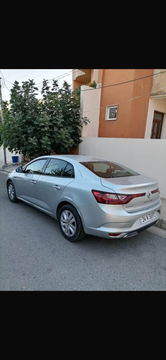 رينو ميگانه موديل ٢٠٢٣ سياره گه له ك پاقژه سعر٩٥$و مجال رقموسنوى جديد رقم تله فون*********** زاخو, دهوك
