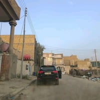 بيت للبيع بين شارع السبيس وشارع 30 على ساحة  بناء وسط المساحة 200م الس...