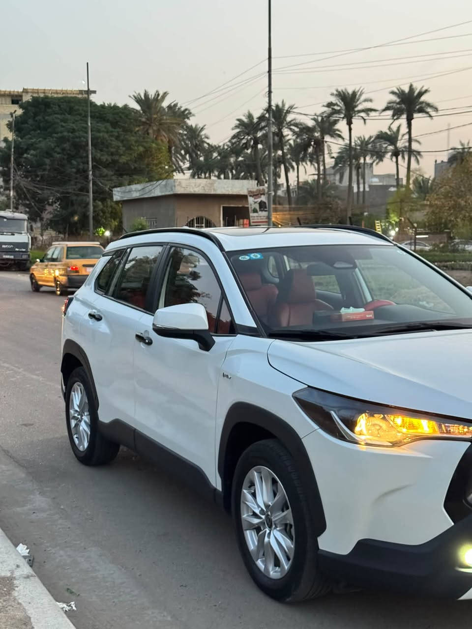 فول مواصفات • ٢٠٢٤ • جلد احمر