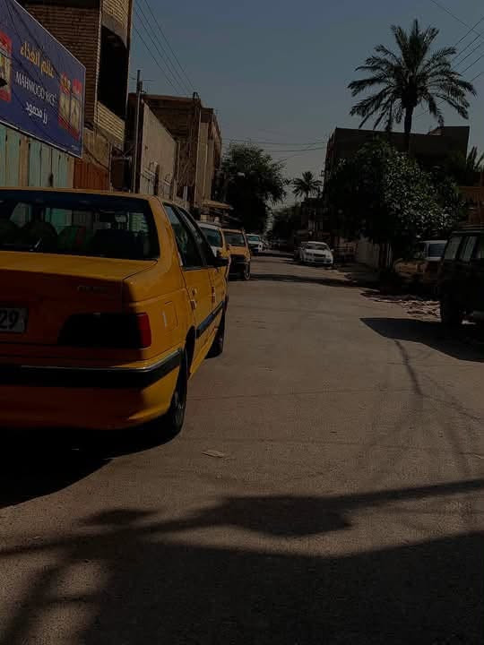 سلام عليكم بيجو مديل ٢٠١٥ تحويل مباشر كير ومكينه كورله سياره خير من الله كل نقص مابيها 
*********** لسعر 52
