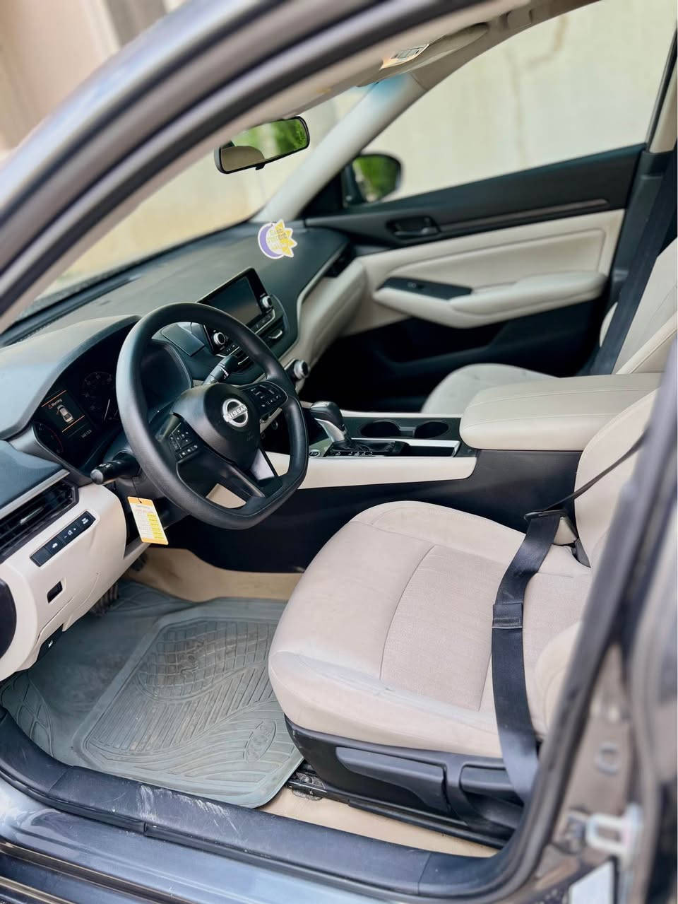 Nissan Altima_2023 📦
📞***********
نیسان التیما ٢٠٢٣ 
مواصفات S
ناو زەرد 
مەنەفیست ئەسلی 
٣ پارچەی بویاخە
گیر و مەکینە بەشەرت 
تبرید کارەبایەت بەشەرت 
تەزرە قەپو قوپ بەشەرت 
دینار مەسروف تیا نیە  
تەنیا فرۆشتن 
89$💰قفل
وەتساپ ***********📱 بشدار, السليمانية
