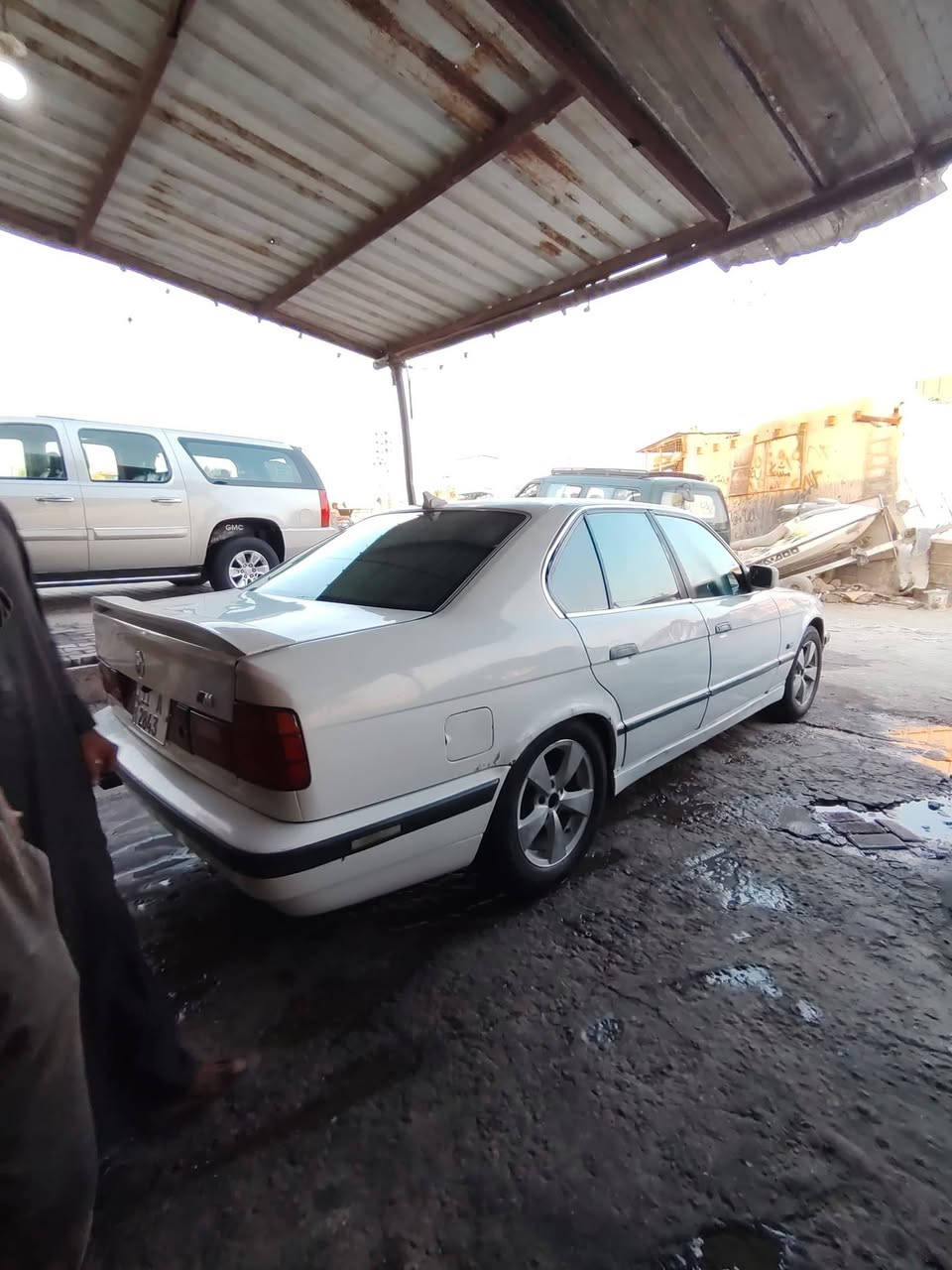السلام عليكم
BMW525i 🤍
مسكر 1991 للبيع 
رقمه بغداد نكليزي  
مكينه وكير بجيس جدد☑️
تبريد ثلج ❄
حداديه جديدة
عليه ادامه كامله فيت بم ونوزلات وبلكات وفلاتر 
لايتات عيون شيطان 
زنون اصليه لد عدسه شرط نهار 
اشاير لد ✴️
شاشة ومنضومه سماعات دمام 🔊
سنتر لوك دبل ريموت 
فتحه سقف عاطلة
تفاصيل اكثر خاص او واتساب

عنواني النجف المشخاب
*********** 

سعر 46وبيه مجال
