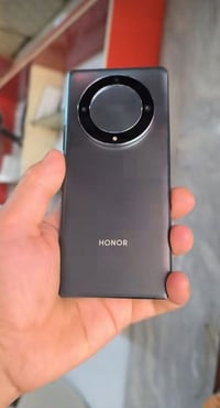 هونر X9a • مستعمل • شخط بالظهر