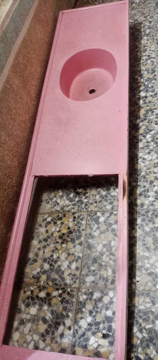 سنك • للبيع