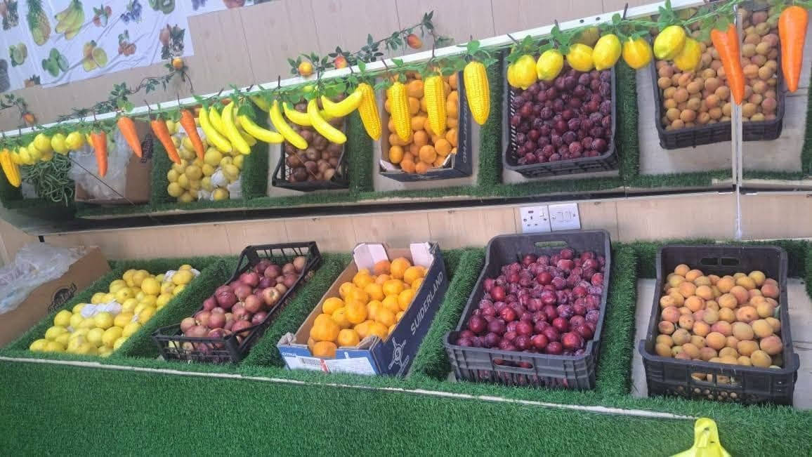 ميوزه مخضر عدد٤ ثلاثة خشب واحد حديد مع مرايات للبيع عنوان بعقوبة الجديدة ***********

