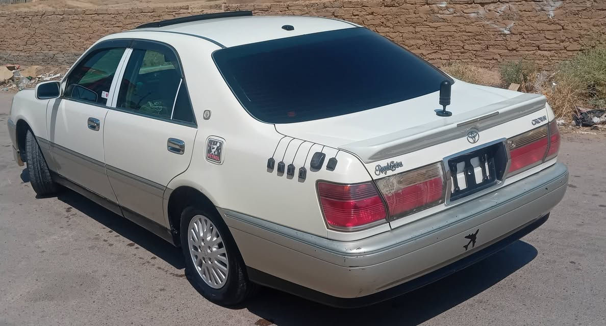 للبيع جنون ملكه ادوات ادوات ادوات موديل 2002 كير محرك مكفولات محرك ففتي بطل فيشه المرغوب سياره جاهزه غرفته جديد كهربائيات كلها شغاله تبريد ثلج برده خلفيه آمري شفط سعرها 30 بيها مجال مكان صلاح الدين الضلوعيه رقم الهاتف ***********  المو شراي لايكسر بحلال العالم .
