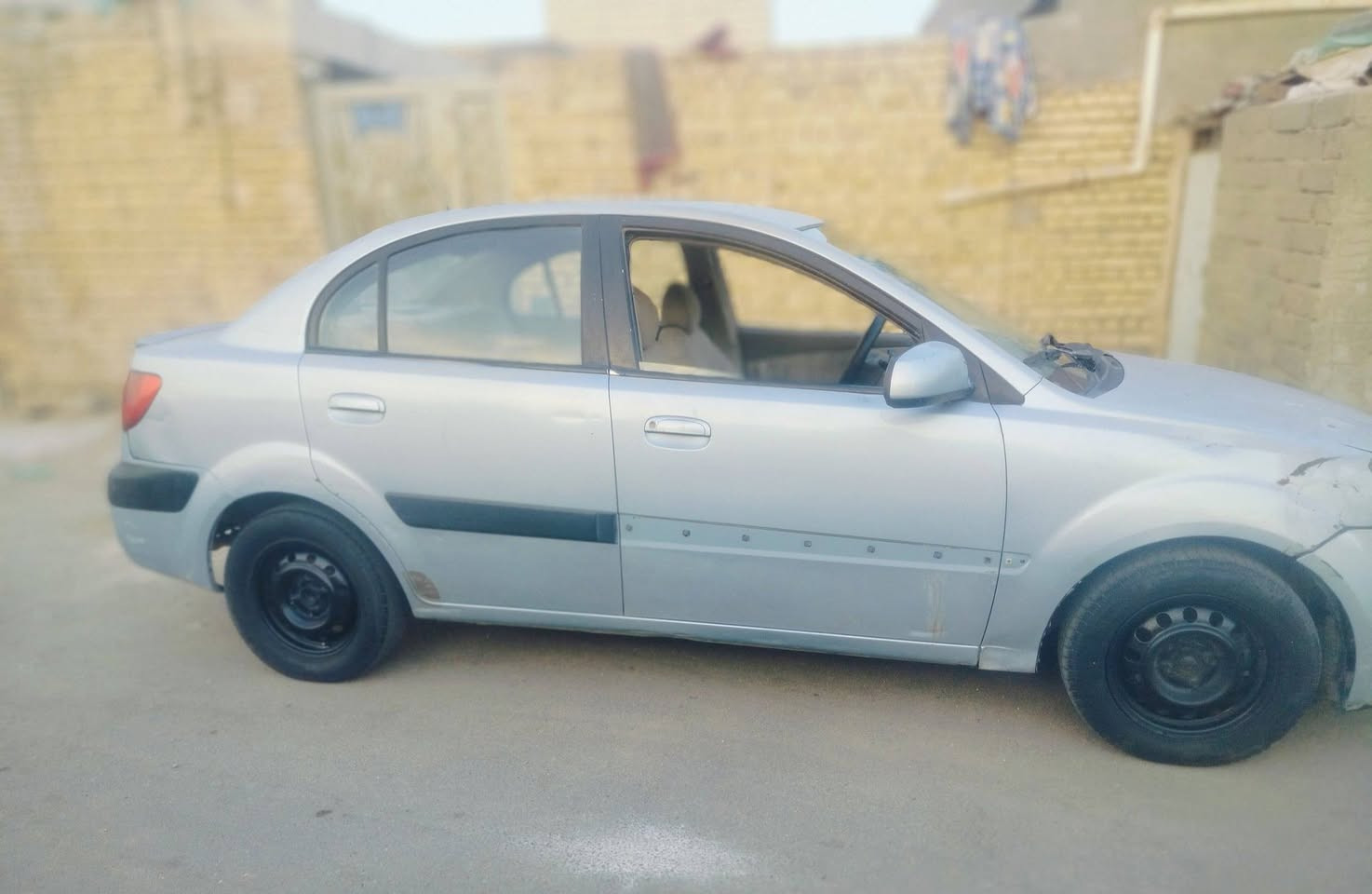 سلام عليكم كيه ريو للبيع موديل 2006 السعر 60وبيها مجال السياره بسمي شرط المداور.  للاستفسار ***********
