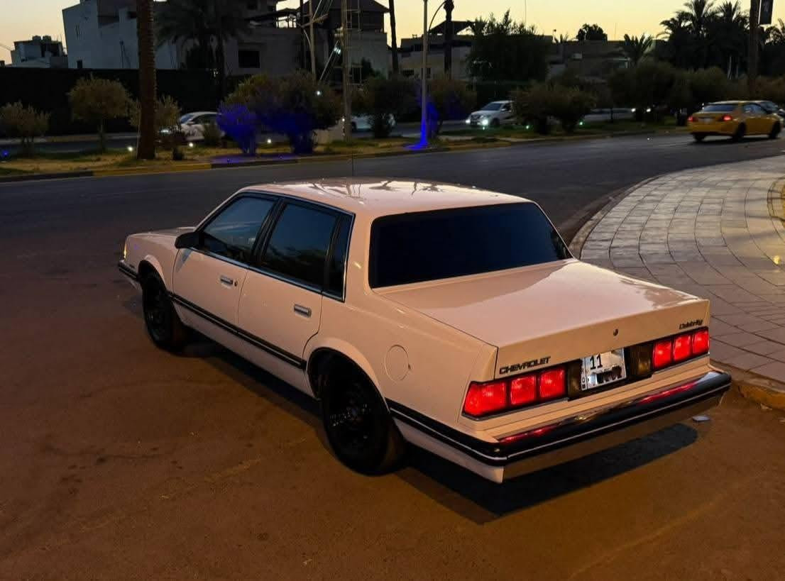 سلبرتي • ١٩٨٩ • مكينة ٣.١