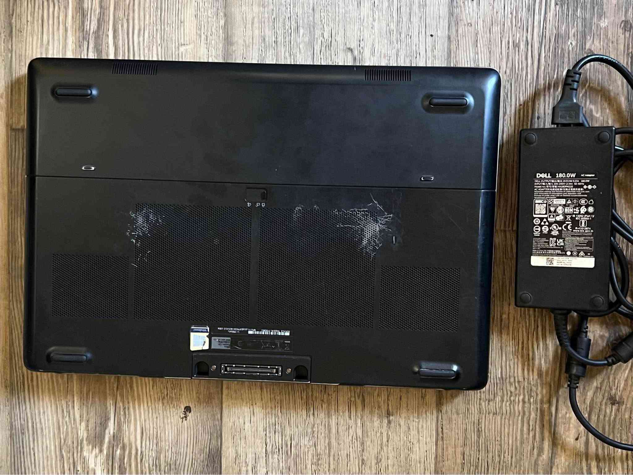 Dell precision 7720 
شاشة 17.3
كرت شاشة 8 Nvidia p4000
SSD 512
شاحن180واط
تشغل كل البرامج الهندسية واللعاب 
السعر ٤٥٠ الف نظافة ٨٠ %
لايوجد توصيل 
بغداد حيفا قرب معجنات علي جواد الشكرجي 
***********
لايوجد توصيل بغداد, العراق

نص مكتوب في الصور:
- DESKTOP-QKCBK3J Bluetooth ControlVault Device DellInstrumentation Software components أجهزة أخرى الجهاز غير معروف أجهزة الأمان أجهزة البرنامج أجهزة العرض أجهزة النظام أجهزة تحكم التخزين أجهزة تقنيات الذاكرة أجهزة قراءة البطاقات الذكية أجهزة واجهات بشرية أجهزة التحكم في الصوت والفيديو والألعاب إدخالات وإخراجات الصوت البرامج الثابتة البطاريات الكاميرات الكمبيوتر الماوس وأجهزة تأشير أخرى قوائم انتظار الطباعة لوحات المفاتيح محركات الأقراص محولات أجهزة العرض Intel(R) HD Graphics 530 NVIDIA Quadro P4000 محولات الشبكة معالجات منافذ (COM & LPT) وحدات تحكم الناقل التسلسلي العالمي "USB"
- إدارة الكمبيوتر
- إجراء عرض تعليمات
- إدارة الكمبيوتر (محلي)
- أدوات النظام
- Task Scheduler
- Event Viewer
- Shared Folders
- Local Users and Groups
- Performance
- إدارة الأجهزة
- التخزين
- إدارة الأقراص
- الخدمات والتطبيقات
- أجهزة الأمان
- أجهزة البرنامج
- أجهزة العرض
- أجهزة النظام
- أجهزة تحكم التخزين
- أجهزة تقنيات الذاكرة
- أجهزة قراءة البطاقات الذكية
- أجهزة واجهات بشرية
- أجهزة التحكم في الصوت والفيديو والألعاب
- إدخالات وإخراجات الصوت
- البرامج الثابتة
- البطاريات
- الكاميرات
- الكمبيوتر
- الماوس وأجهزة تأشير أخرى
- قوائم انتظار الطباعة
- لوحات المفاتيح
- محركات الأقراص
- محولات أجهزة العرض
- Intel(R) HD Graphics 530
- NVIDIA Quadro P4000
- محولات الشبكة
- معالجات
- Intel(R) Core(TM) i7-6820HQ CPU @ 2.70GHz
- منافذ (COM & LPT)
- وحدات تحكم الناقل التسلسلي العالمي "USB"
- حول الصفحة الرئيسية العثور على إعداد النظام البطارية مساحة التخزين كمبيوتر لوحي معالجة متعددة العرض على هذا الكمبيوتر خبرات مشتركة مكونات النظام الحافظة سطح المكتب البعيد ميزات اختيارية حول حول ذاكرة RAM المثبتة ١٦,٠ غيغابايت المعالج Intel(R) Core(TM) i7-6820HQ CPU @ 2.70GHz 2.70 GHz بطاقة الرسومات 8 GB مساحة التخزين 477 GB السرعة: ٢٤٠٠ ميغا هرتز تم تثبيت عدة وحدات GPUs تم استخدام ١,٥ GB من ٤٧٧ GB DESKTOP-QKCBK3J Precision 7720 مواصفات الجهاز نسخ اسم الجهاز DESKTOP-QKCBK3J المعالج Intel(R) Core(TM) i7-6820HQ CPU @ 2.70GHz 2.70 GHz ذاكرة RAM المثبتة ١٦,٠ غيغابايت (١٥,٩ غيغابايت مستخدم) بطاقة الرسومات NVIDIA Quadro P4000 (8 GB), Intel(R) HD Graphics 530 (128 MB) مساحة التخزين 238 GB SSD SAMSUNG MZVL4256HBJD-00BH1, 238 GB SSD TOSHIBA KSG60ZMV256G M.2 2280 256GB معرف الجهاز 252F9DDC-C5F1-4432-AD01-A33F69A7A4AC معرف المنتج 00330-51707-17849-AAOEM نوع النظام نظام تشغيل بإصدار ٦٤ بت ومعالج يستند إلى x64 القلم واللمس لا يتوفر إدخال باللمس أو بالقلم لجهاز العرض هذا قراءة شروط ترخيص بر... إعدادات BitLocker إدارة الأجهزة سطح مكتب بعيد حماية النظام إعدادات النظام المتقدمة إعادة تسمية جهاز الكمبيوتر (هذا (متقدم) تعليمات من الويب معرفة عدد مراكز المعالج ال... عليها المعالج الخاص بي التحقق من دعم لغات متعدد... الحصول على مساعدة اكتب هنا للبحث