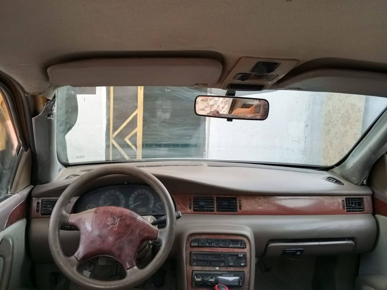 السلام عليكم سمند للبيع سعر 20وبيها مجال استفسار عله رقم ***********
