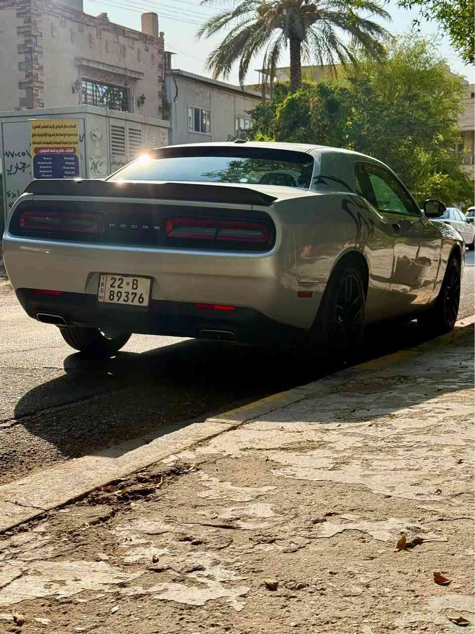 السلام عليكم 
🛑 للبيع او المراوس حسب القناعة 🛑
 
دوج چالنجر SXT
موديل ٢٠٢٢
مكينة ٣٦٠٠ 
٦ سلندر 
تو ويل (RWD)
رقم اربيل الدولي بإسمي ( تحويل فقط ماسوي وكالة ) 
مواصفات الsxt المعروفة مضيوف عليها
شاشة كبيرة 
دواخل كاربون فايبر 
مري جانبية كاربون فايبر 
شفقة خلفية
بنيد و وياله محدثه مال GT
تعتيم ذاتي للمراية الوسطية
كاميرا خلفية دوارة
هيتر مري جانبية
تبريد قطعتين مناخ منفصل و تبريد خلفي
فول تحكم ستيرن
بصمة + تشغيل عن بعد
كرسي السائق كهربائي 
ويل ٢٠  تو سايز 
حجر بيئة بلادي
داخل جلد لونين
گير و مكينة و تبريد و حدادية و كهربائيات مكفولات 

ماشية ٣٩ الف ميل 
سيارة نظيفة و ما متعوبة مال جناي 

السيارة حادثها قطعة وحدة صبغ 
البنيد مبدل و مصبوغ فقط و الچاملغات الامامية بيها تعديل بارد و تكحيل شي قليل بالحواف
تعديل بسيط براس الشاصي الايمن

 اي قطعة كلير من امريكا ماكو

شباب المنشور كلش واضح و مفصل و ما اقطع سعر بالتلفون تجي تشوف و نتفق و الله يقدم البي خير للطرفين 

عنواني بغداد / الكرادة ساحة الواثق 

السعر ١٧٨ بي مجال بسيط

للتواصل *********** متوفر واتساب
