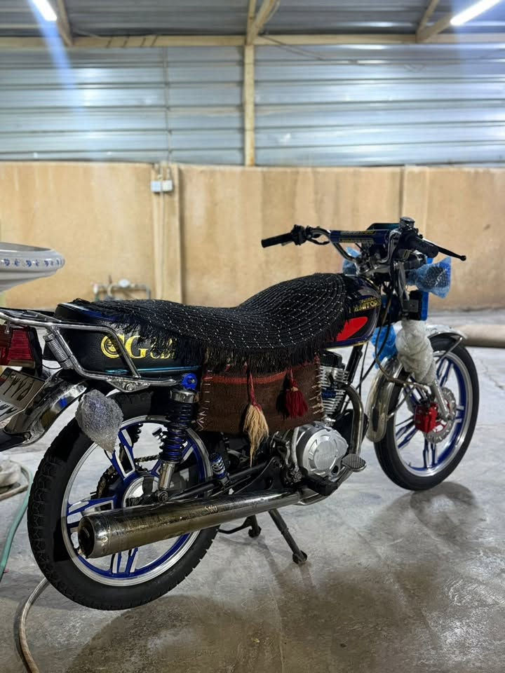 سلام عليكم نامي برو 200cc موديل 23 محرك كبس ماطور جديد مناقصه برغي كهربائيات كله كامل تايرات جديد وياله موس دبلا امامي خلفي جديد تانكي جديد قطره زنجار مابي كشن جديد دراجه اوراق كلشي مناقصه شرط شلعه ومعدل طياره ارضيه للاستفسار *********** متواجد واتساب فقط
