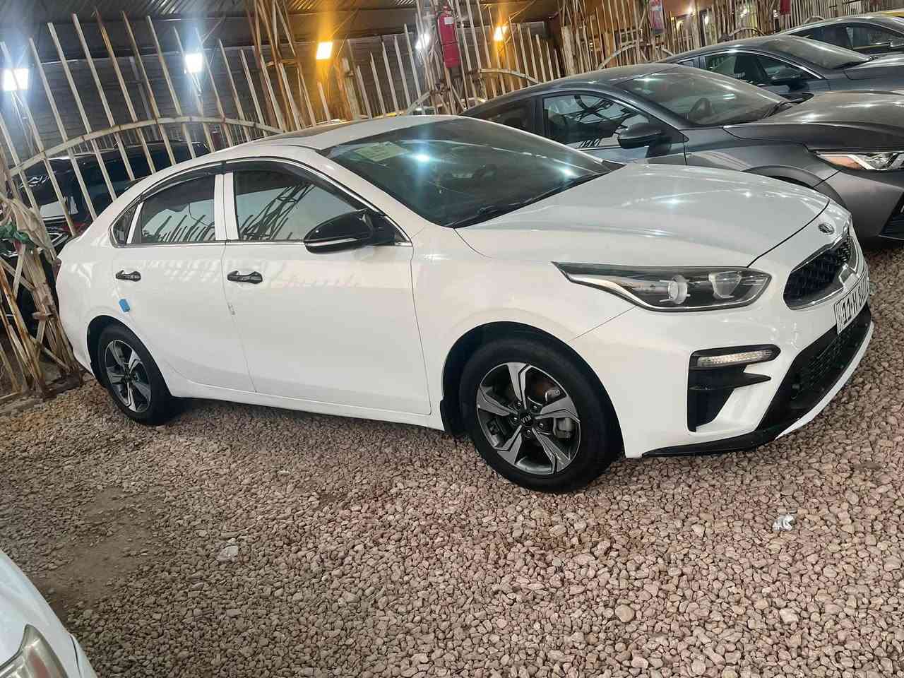 كيا سيراتو موديل 2019 خليجي مكفول مواصفات استفسار ***********
