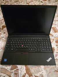 للبيع لابتوب لينوفو (Lenovo) بمواصفات قوية جداً (جيل 11)، اللابتوب ينف...