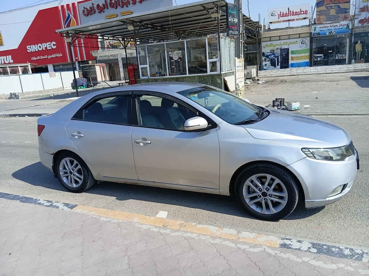 سيارة سيراتو موديل ٢٠١١ رقم بصرة انكليزي والسنوية بأسمي 
بسعر ٧٥ ورقة وبحالة جيدة  

الاتصال على رقم التلفون *********** البصرة, العراق

