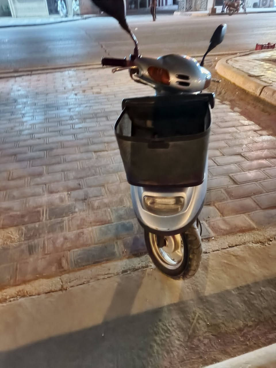 للبيع 2007السعر600 وليها مجال ***********
