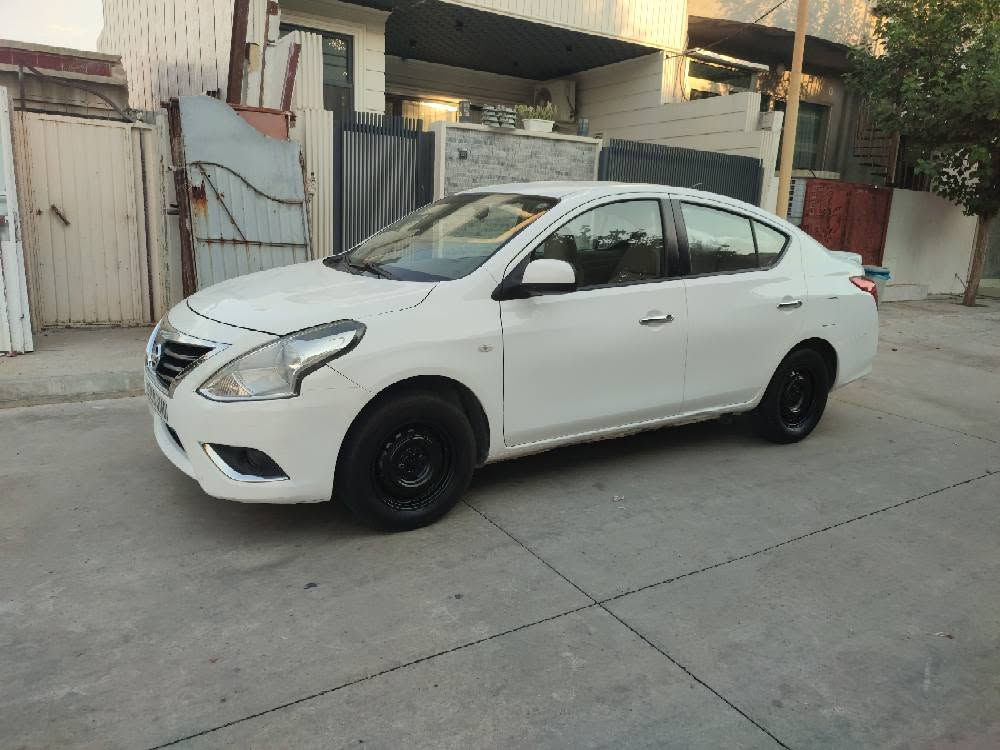 ***********   &&&&   ***********
NISSAN SANNY  (2021)
سعری خوار بازاڕ🔥🔥💥🔥🔥
نیسان لاکشمی بای 2021   تۆماتیک و ABS
دەسک ستیل و دەبڵ گێچ و شاشە ئایپاد و کامێرا
هەزەوسەنەوی تازەیە تا 2027بەناوخۆمەوەیە
تەنها 150 هەزار km ڕۆشتووە
گێڕو مەکینەی سپانەی بەرنەکەوتووە بەشەرتی دەفیتەر
چوارتایە و ویلی لۆک لۆکی لەژێردایە 
تە نها پەڵەک کارت و پەڵەیە ک ساردی هەیە
سەیارەکەنموونەیە و ماشاللەی دەوێت  
هەرچرکەیەک (100)$ ببڕە
تەحویل و وە کالەت و خرامە و تبرید هە موو گیانی بەشەرت
سعڕ/102$مجالی تێدایە    شوێن/شارەزوور-زەڕایەن
ژ.م/***********   &&&&    *********** دار بنديهكان, السليمانية
