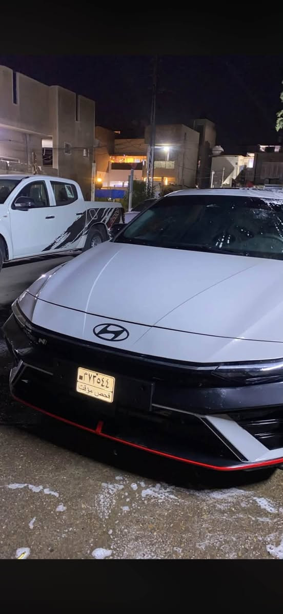 �🚗 للبيع هيونداي إلنترا N 2025 – اللون سموك 💎
ممشى 2000 ميل فقط… شبه جديدة وكأنها خرجت من المعرض 🚀

هذه السيارة مخصصة لعشاق الأداء والسرعة والتميز، مع تصميم رياضي يخطف الأنظار من أول لحظة.

فل كامل N مجهزة بكل الكماليات الفاخرة:

 • شاشة لمس كبيرة ونظام ترفيه متطور 🎵

 • حساسات أمامية وخلفية لتعزيز الأمان بالكامل ⚡

 • أنظمة قيادة NGS لتجربة قيادة رياضية خارقة 💨

 • مقاعد فاخرة ومريحة مع خامات عالية الجودة

المحرك والجير والمكانيك في أفضل حالة، كل شيء شبه جديد وكأنها طالع من الوكالة 🏁

كل رحلة معها متعة لا توصف، سواء على الطرق الطويلة أو المدينة، أداء وسلاسة لا مثيل لها.

السيارة مخصصة للجادين الذين يعرفون قيمة الأداء والتميز ويبحثون عن تجربة قيادة لا تُنسى 🚗💥

📍 المكان: بغداد – حي العامل

📞 للتواصل: ***********
