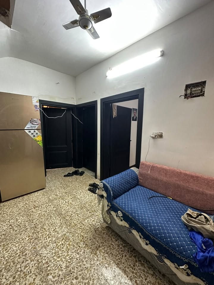بيت البيع 160 متر واجه 10 منطقه سبع قصور مقابيل الاسعافات البيت حاهز من كلشي التواصل ***********
